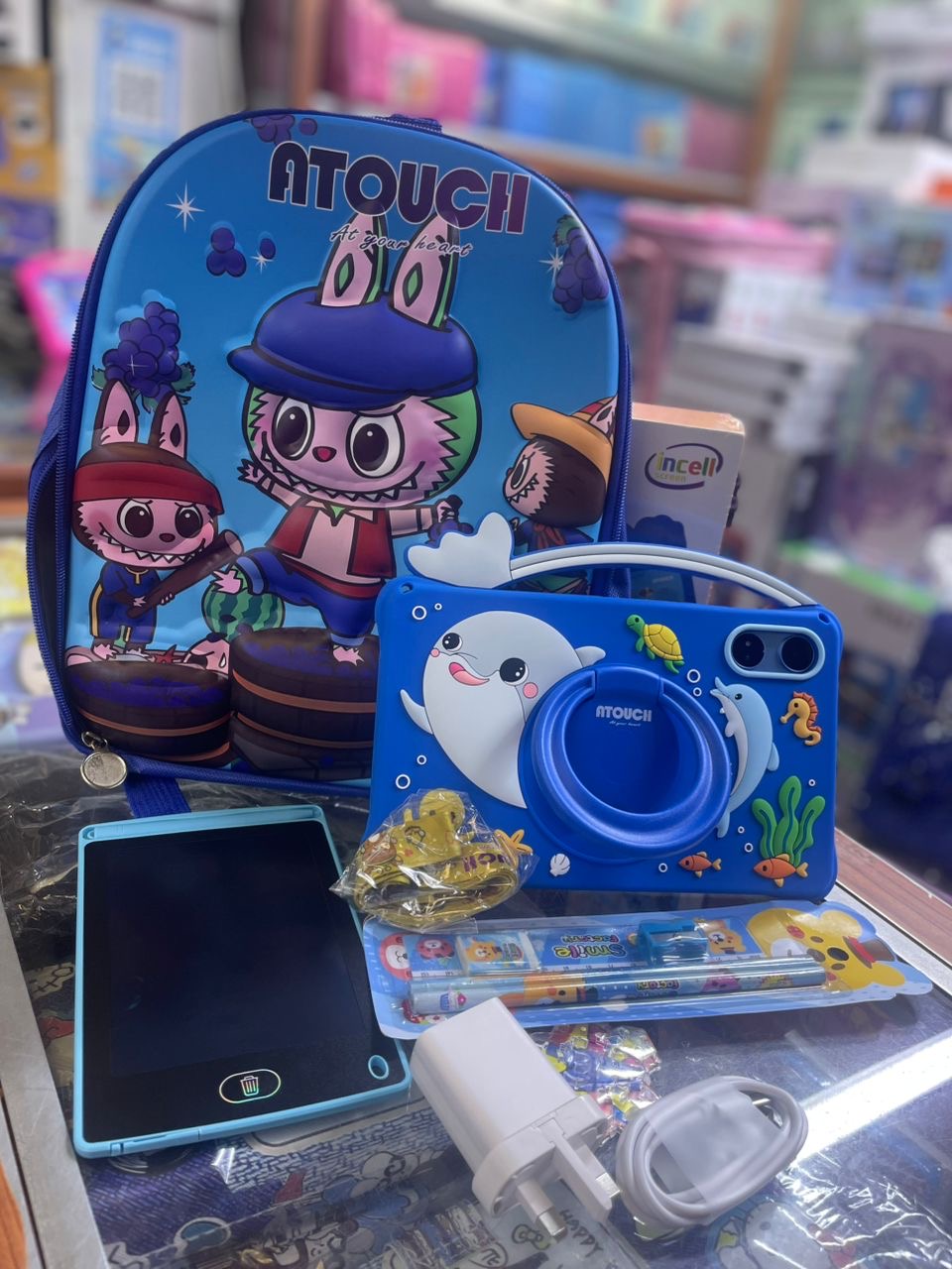 Tablette Atouch KD55
Dolphin Enfant 2-10 ans +
Kit Cadeaux